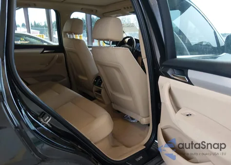 2013 BMW X3 xDrive28I z USA, uszkodzony, nr VIN 5UXWX9C55D0A10659